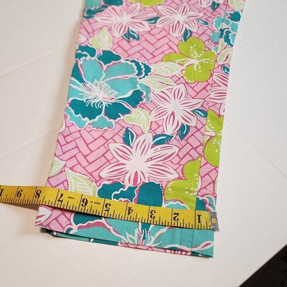 Lilly Pulitzer floral capris pants size 12 Hibiscus Pink Beach Mat pattern - Picture 11 of 13